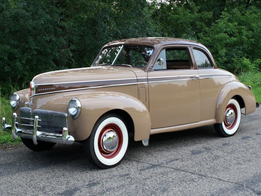  Studebaker Champion DeLux-Tone Coupe 1941 года  (фото 1 из 1)